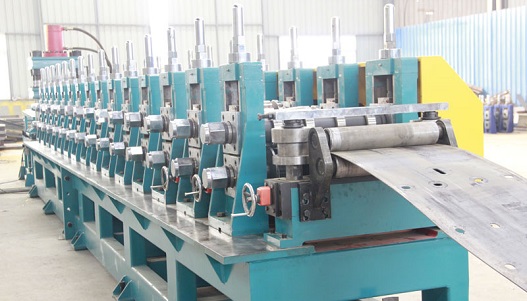 Highway Guardrail Roll Forming Machine: Key Equipment for Highway Guardrail Manufacturing