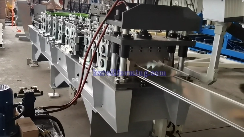 RFT-D250 roll forming machine